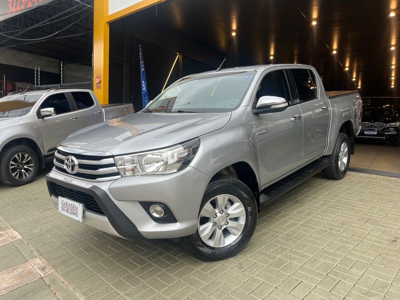 Toyota Hilux CD SRV 4x4 2.8 TDI Diesel Aut.