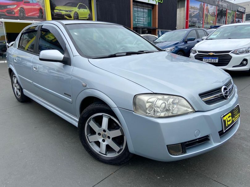 Chevrolet Astra Advantage 2.0 MPFI 8V FlexPower 5p