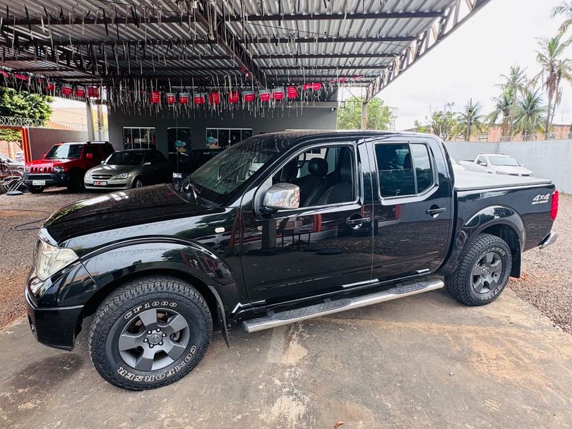 Nissan Frontier SEL CD 4x4 2.5 TB Diesel Aut.