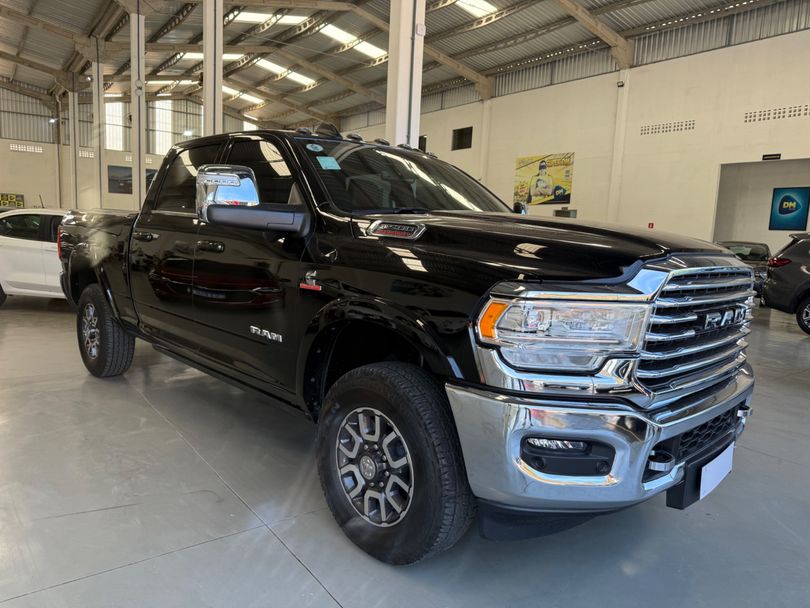 RAM 3500 LIMITED LONGHORN 6.7 TB CD Diesel