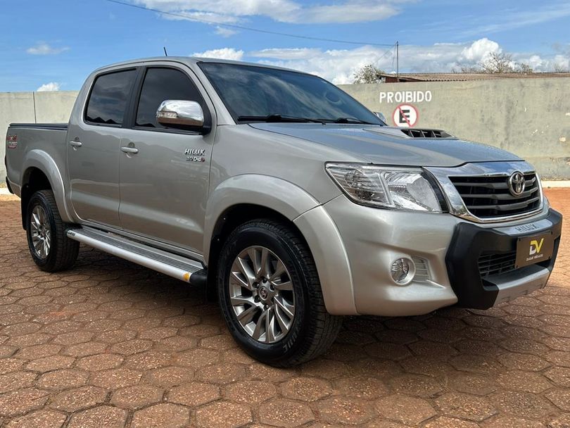 Toyota Hilux CD SRV D4-D 4x4 3.0 TDI Diesel Aut