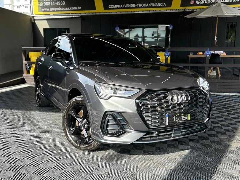 Audi Q3 SPB Perf. Black 2.0 TFSI Tipt. Quat.