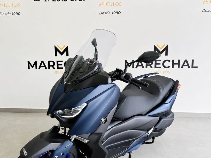  XMAX 250 ABS