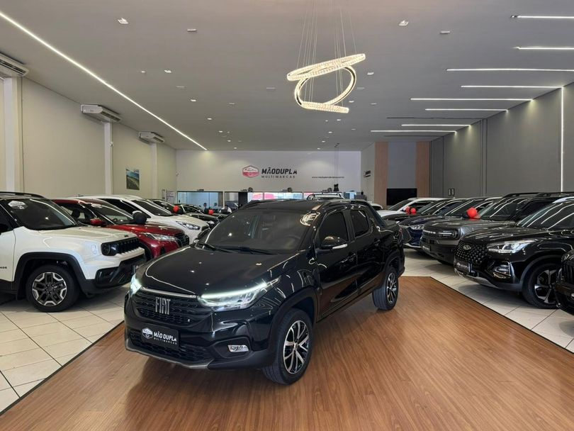 Fiat Strada Volcano 1.3 Flex 8V CD