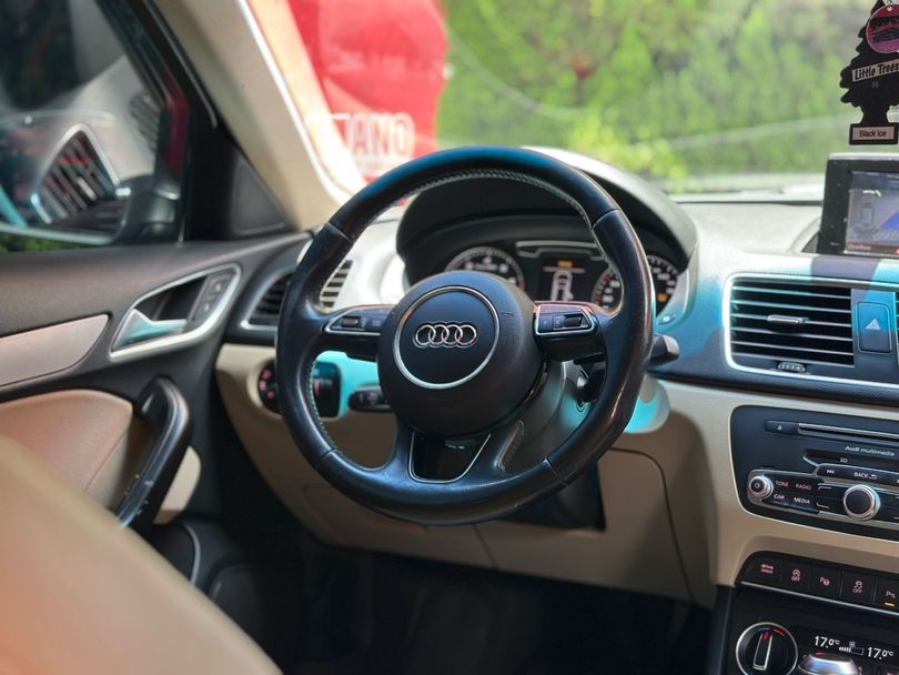 Audi Q3 1.4 TFSI/TFSI Flex S-tronic 5p