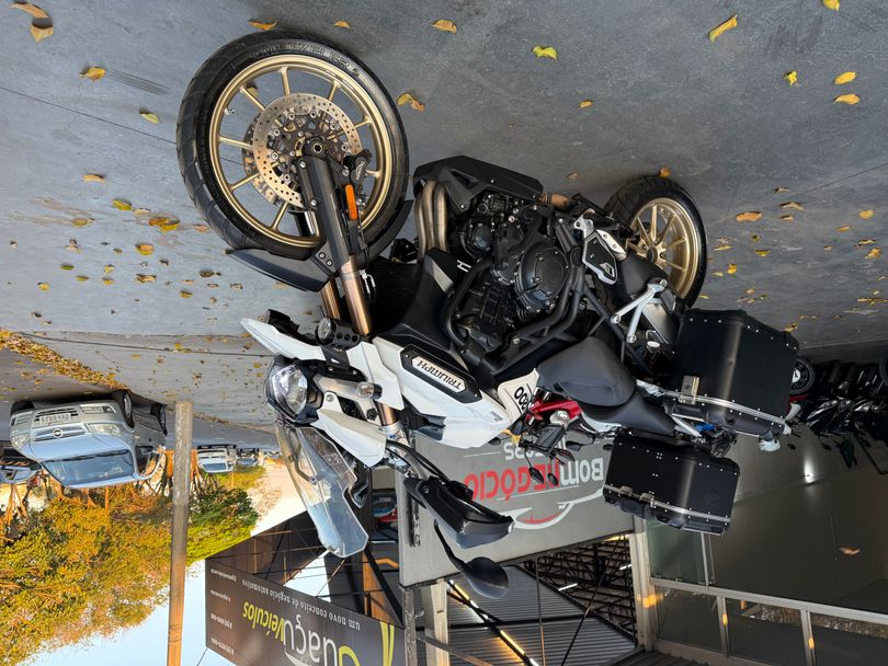 TRIUMPH TIGER 1200 EXPLORER