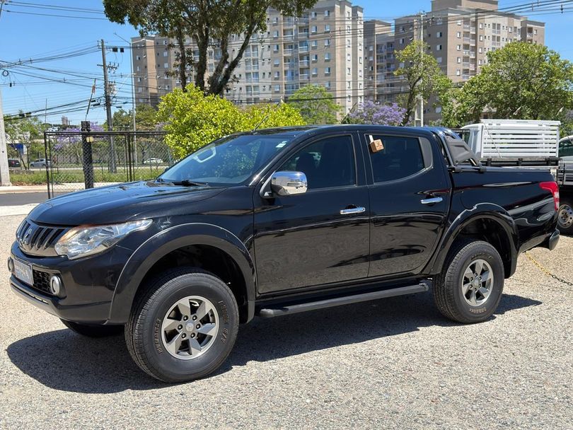 Mitsubishi L200 Triton Sport HPE 2.4 CD Diesel Aut.