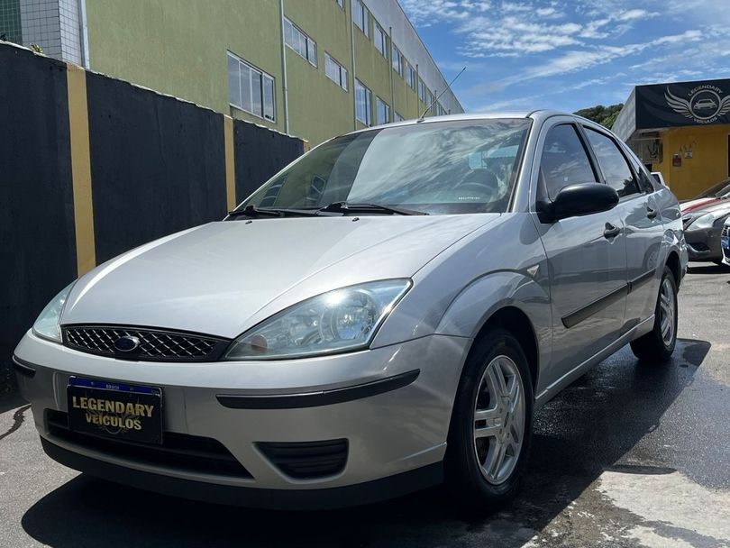 Ford Focus Sedan 2.0 16V/2.0 16V Flex 4p