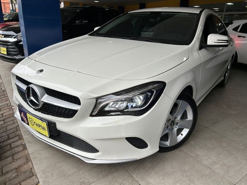 Mercedes CLA-180 1.6 16V 122cv Aut.