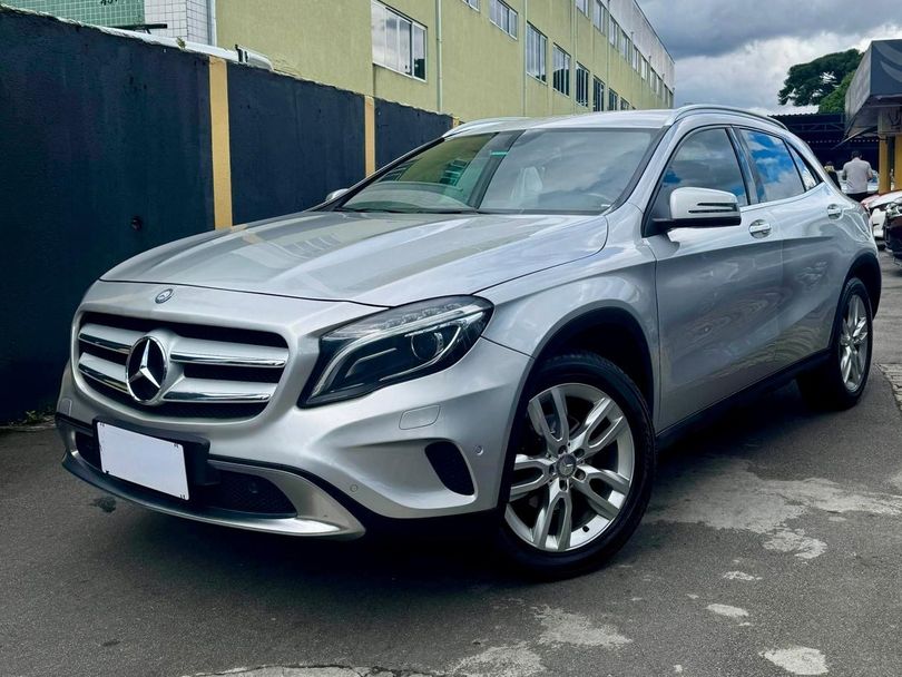 Mercedes GLA 200 Advance 1.6/1.6 TB 16V Flex Aut.