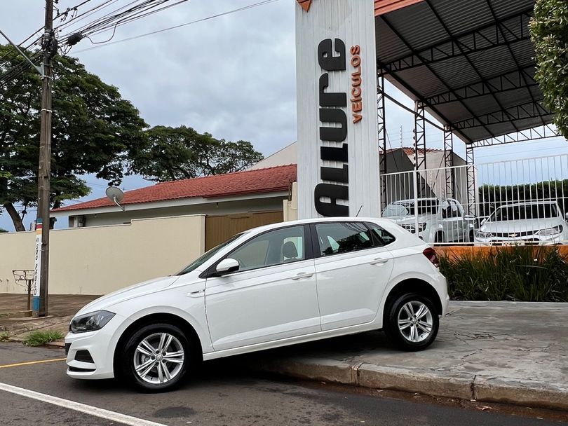 VolksWagen Polo 1.6 MSI Flex 16V 5p