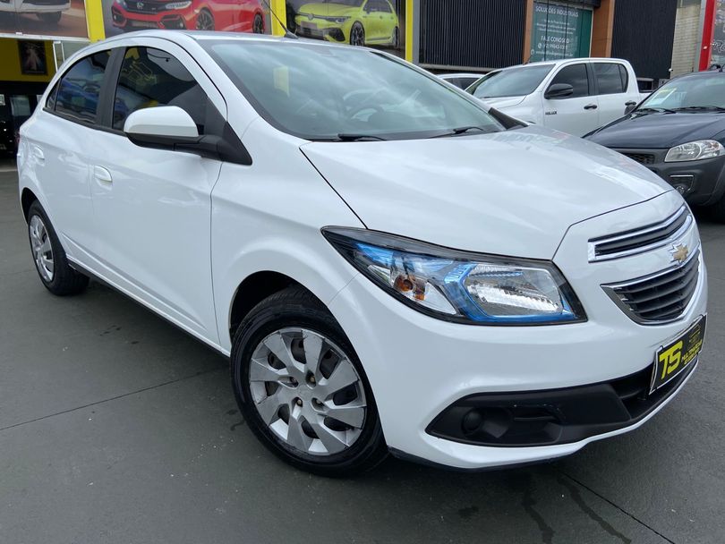 Chevrolet ONIX HATCH LT 1.4 8V FlexPower 5p Mec.