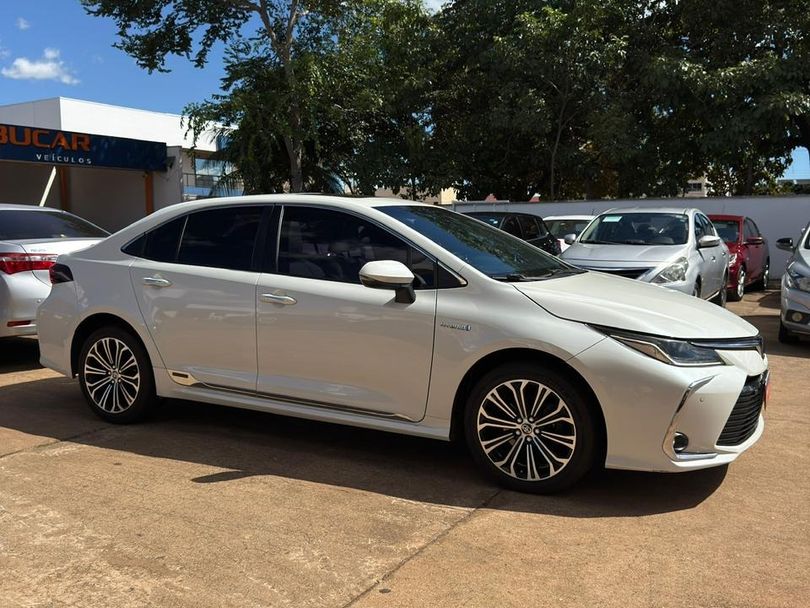 Toyota Corolla Altis Prem. 1.8 Aut. (Híbrido)