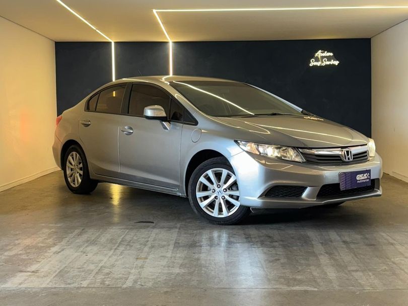 Honda Civic Sedan LXS 1.8/1.8 Flex 16V Aut. 4p