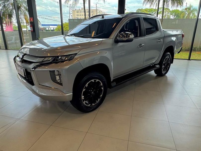 Mitsubishi L200 Triton Sport HPE 2.4 CD Diesel Aut.