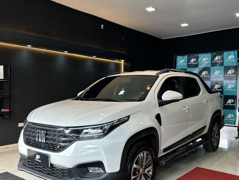 Fiat Strada Volcano 1.3 Flex 8V CD