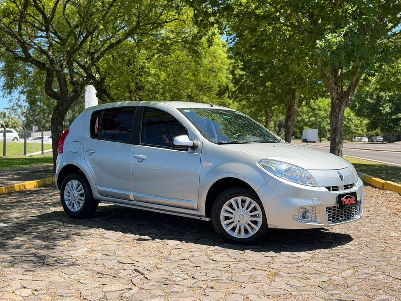 Renault SANDERO Privilège Hi-Flex 1.6 16V 5p Aut