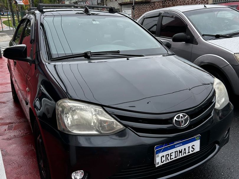 Toyota ETIOS XS Sedan1.5 Flex 16V 4p Mec.