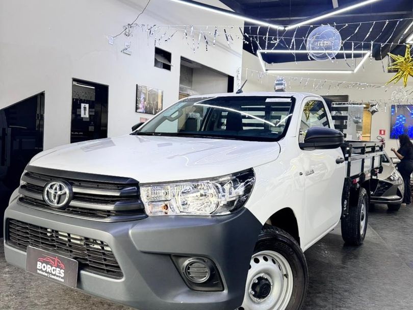 Toyota Hilux CD 4x4 2.8 Diesel Mec.