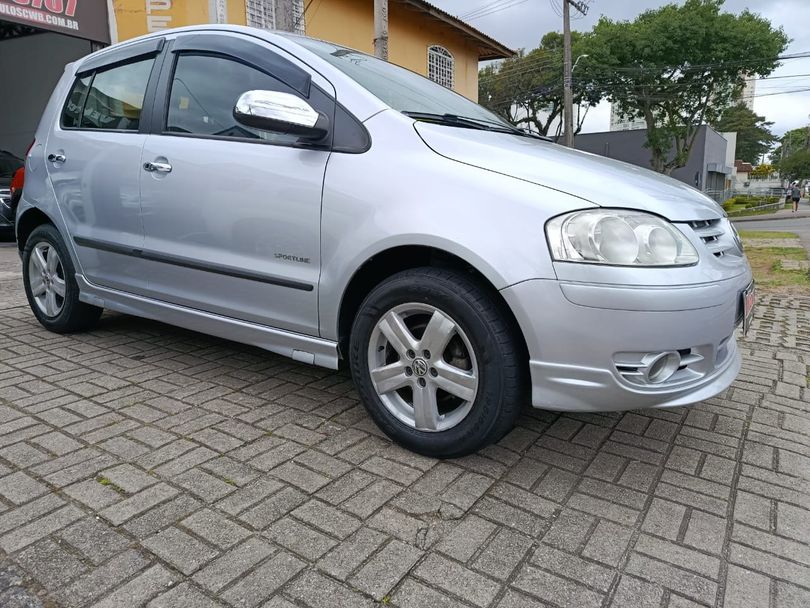 VolksWagen Fox Sportline/Sports 1.6/1.6 Tot.Flex 4p
