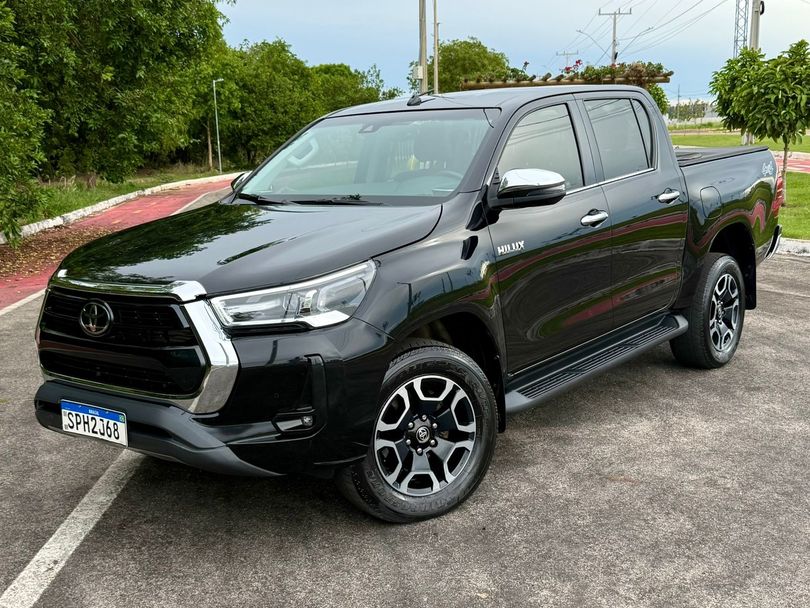 Toyota Hilux CD SRV 4x4 2.8 TDI Diesel Aut.