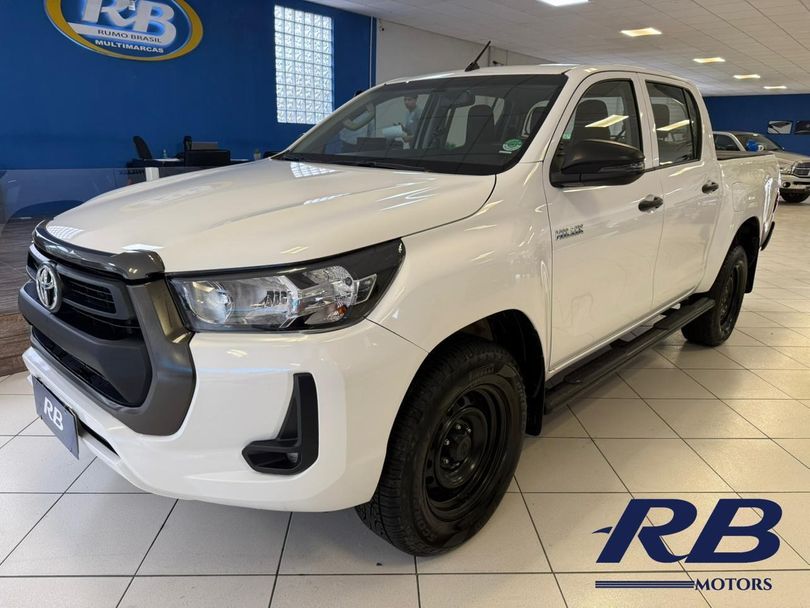 Toyota Hilux CD 4x4 2.8 Diesel Mec.