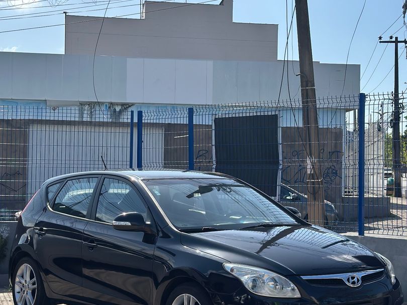 Hyundai i30 2.0 16V 145cv 5p Aut.