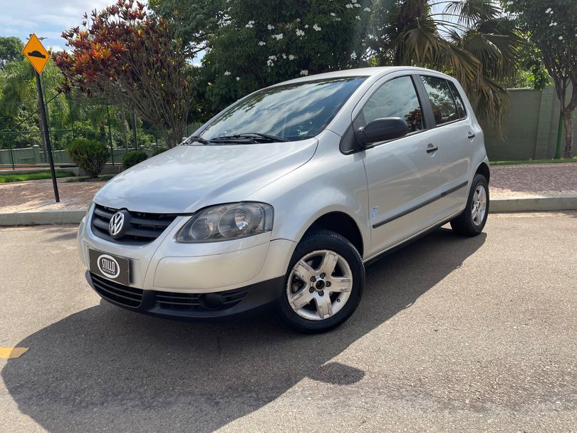 VolksWagen Fox Route 1.0 Mi Total Flex 8V 5p