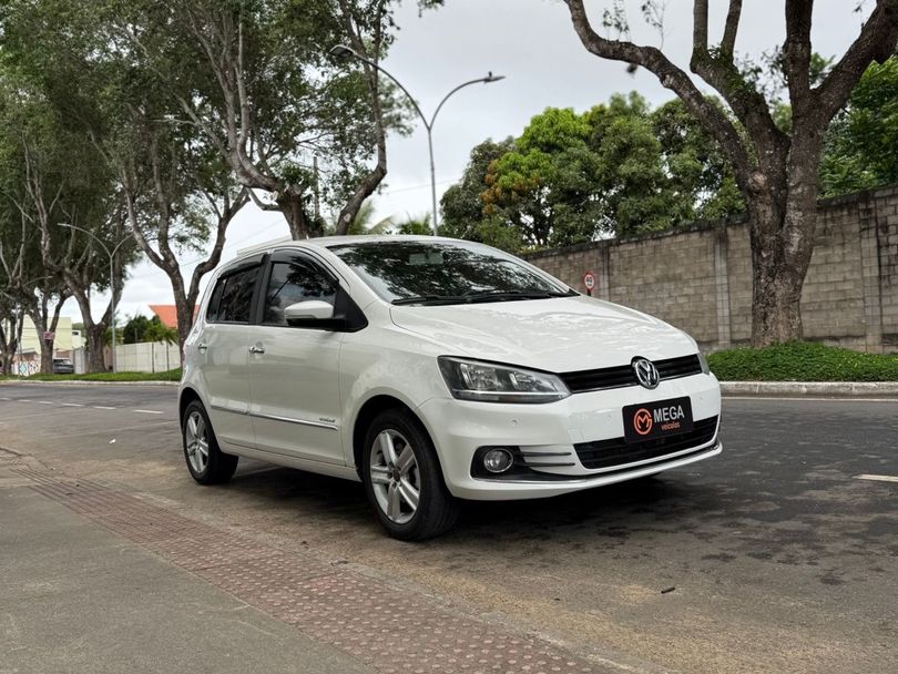 VolksWagen Fox Highline1.6 Flex 16V 5p