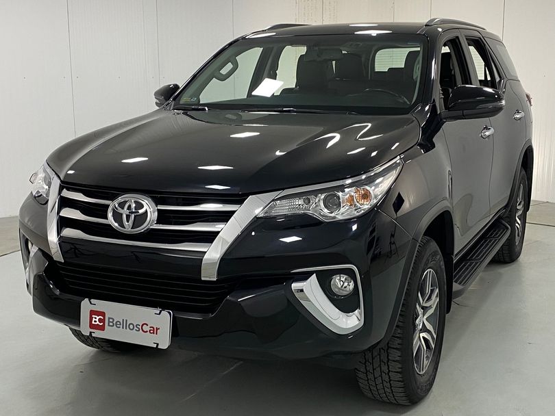 Toyota Hilux SW4 SRV 4x2 2.7 Flex 16V Aut.