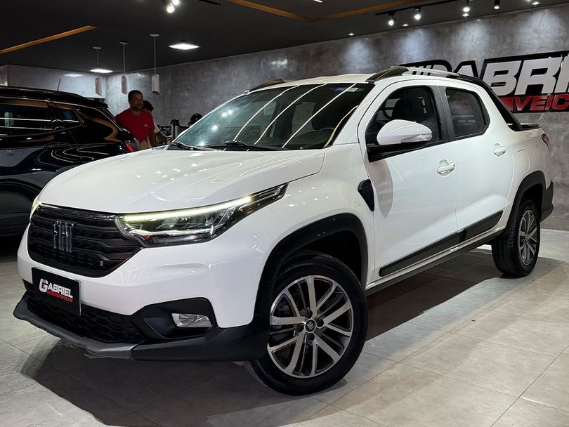 Fiat Strada Volcano 1.3 Flex 8V CD