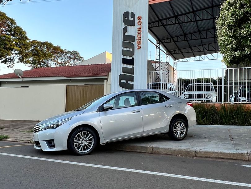 Toyota Corolla XEi 2.0 Flex 16V Aut.