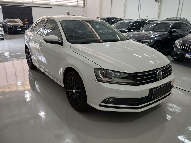 VolksWagen JETTA Comfortline 1.4 TSI 16V 4p Aut.