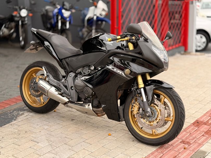 HONDA CBR 600 F