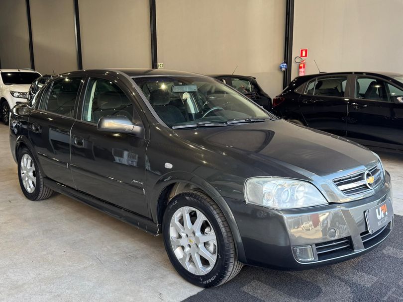 Chevrolet Astra Sed. Advant. 2.0 8V MPFI FlexP. 4p