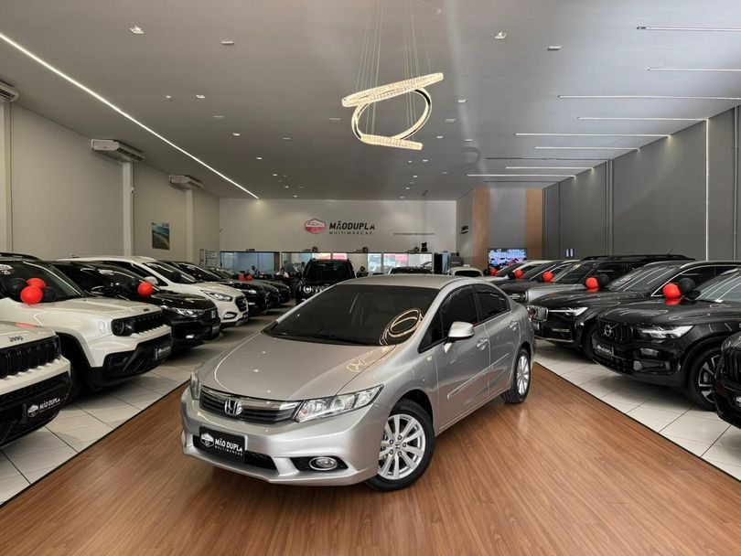 Honda Civic Sedan LXS 1.8/1.8 Flex 16V Aut. 4p