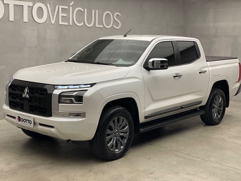 Mitsubishi Triton HPE 2.4 CD 4x4 TB Diesel Aut.