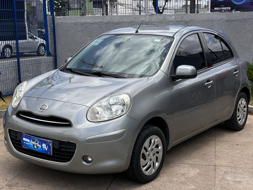 Nissan MARCH 1.0 12V Flex 5p