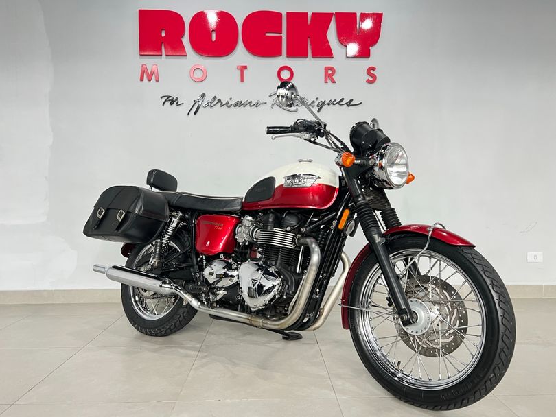 TRIUMPH BONNEVILLE T100 