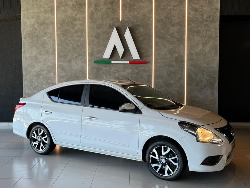 Nissan VERSA UNIQUE 1.6 16V FlexStart 4p Aut.