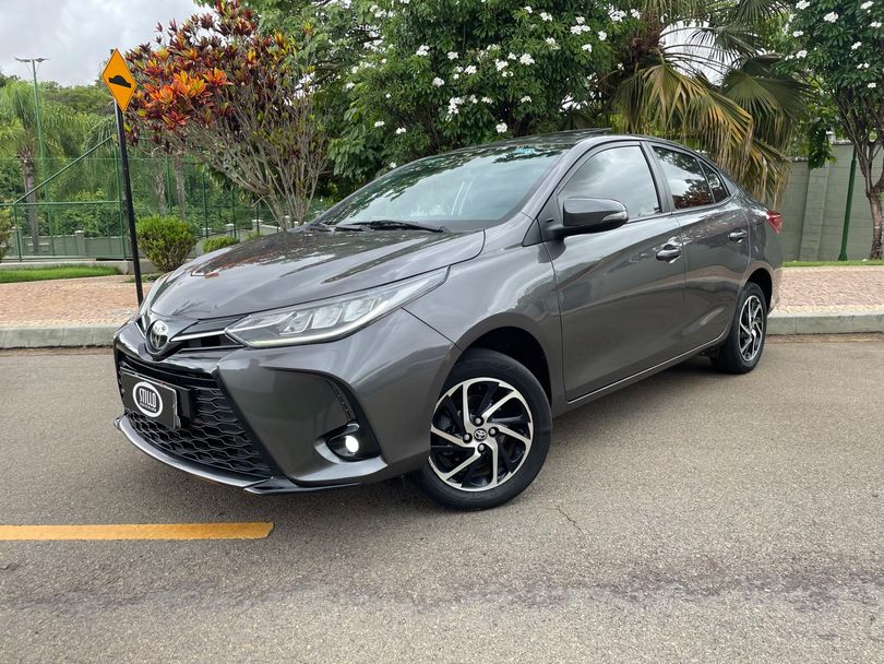 Toyota YARIS XLS Sedan 1.5 Flex 16V 4p Aut.
