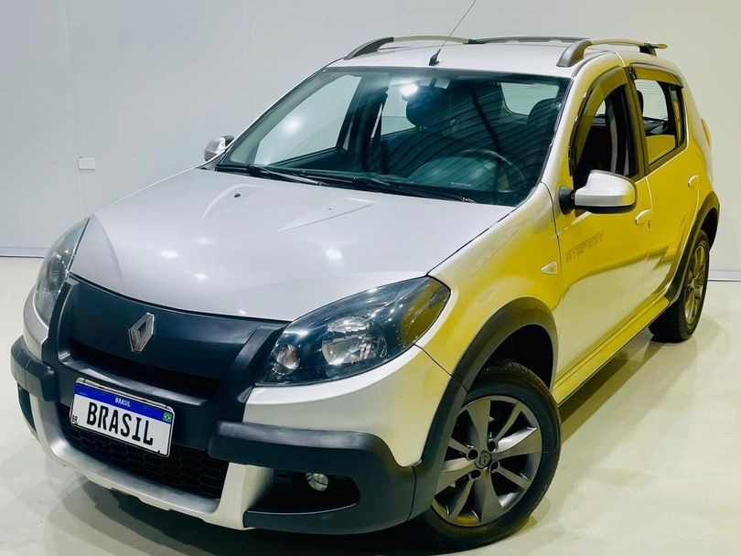 Renault SANDERO STEPWAY Hi-Flex 1.6 16V 5p Aut.