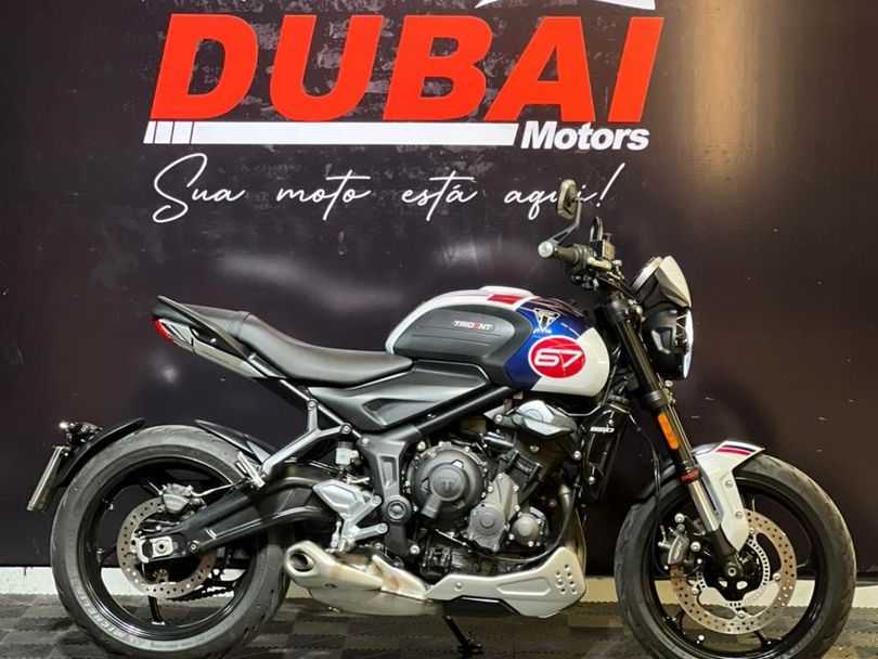 TRIUMPH TRIDENT 660 TRIPLE TRIBUTE