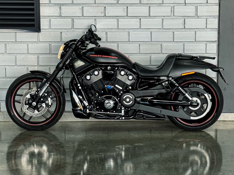 Harley V-ROD 10th ANNIVERSARY EDITION VRSCDX