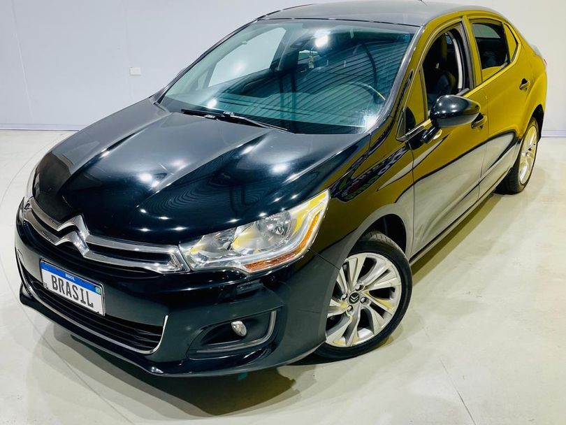 Citroën C4 LOUNGE Tendance 1.6 Turbo 4p Aut