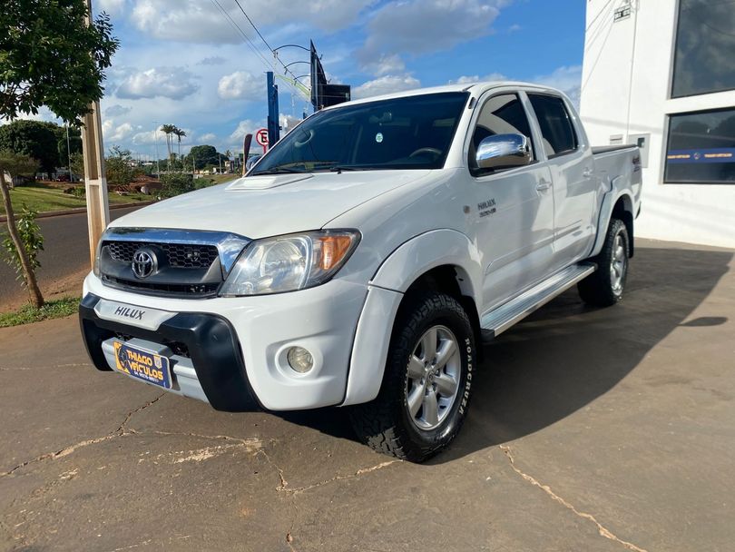 Toyota Hilux CD D4-D 4x4 2.5 16V 102cv TB Dies.