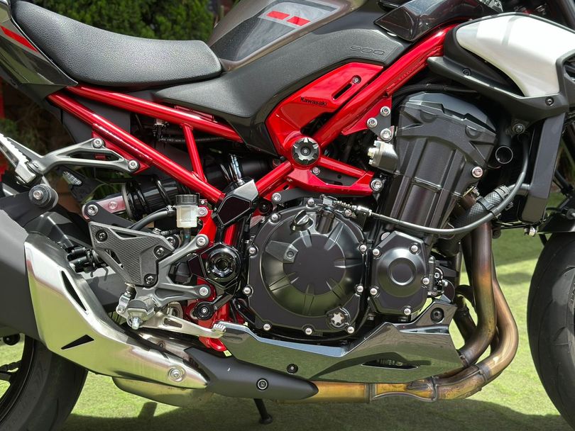 KAWASAKI Z 900