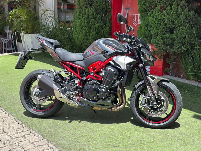 KAWASAKI Z 900
