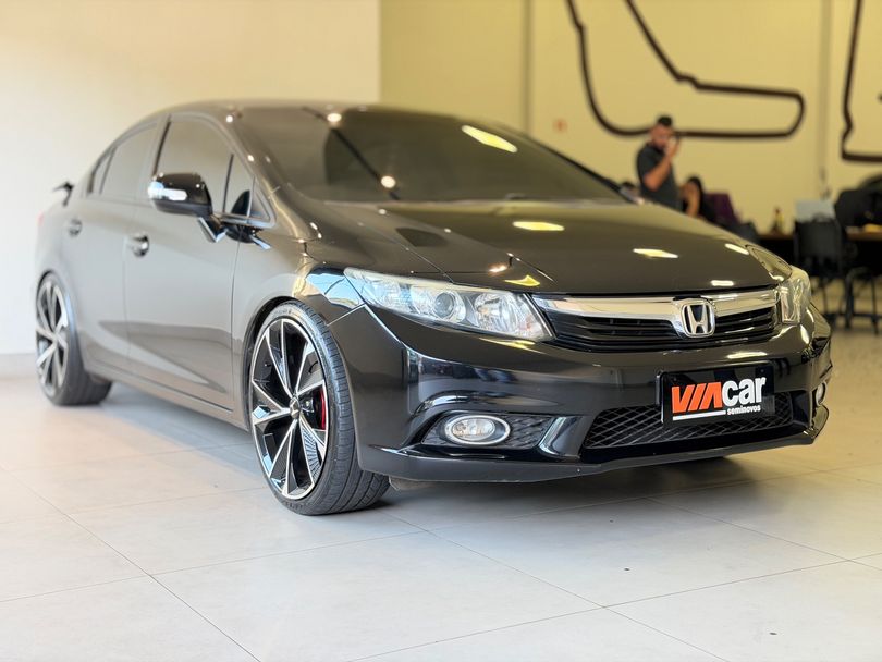 Honda Civic Sedan LXR 2.0 Flexone 16V Aut. 4p