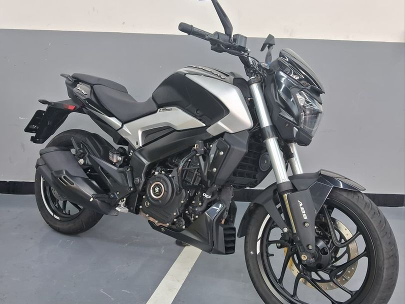 BAJAJ DOMINAR 250